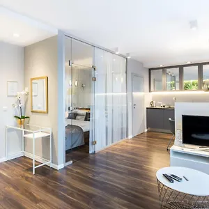 Ga Luxury W21 , Krakau Polen